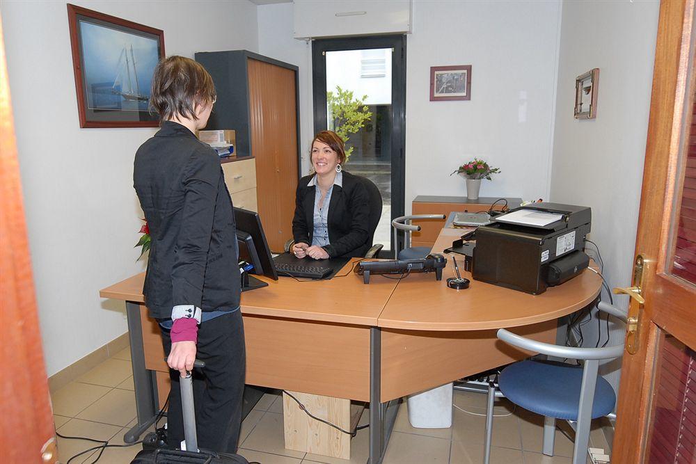 Cerise Lannion Aparthotel Ngoại thất bức ảnh