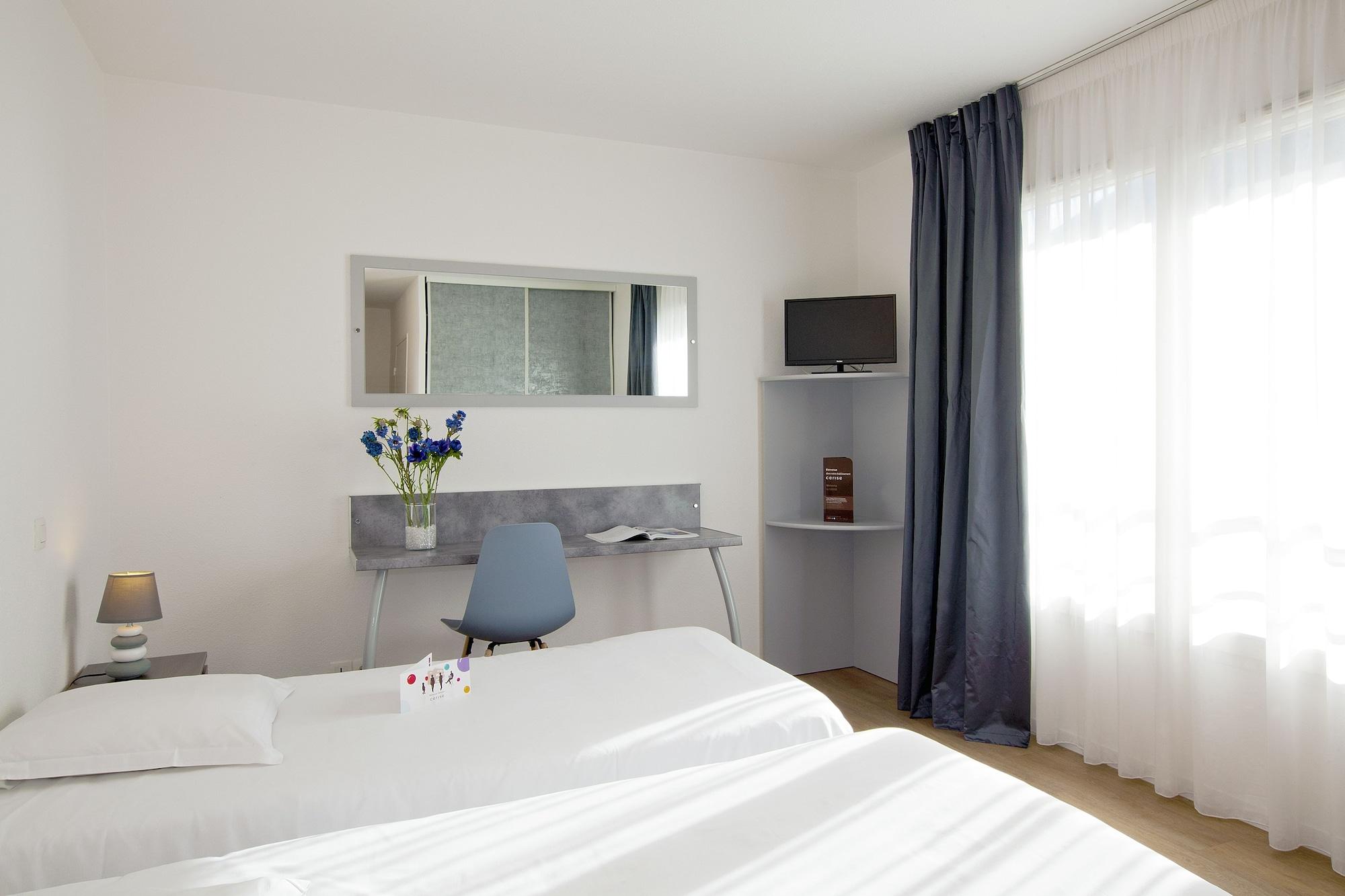 Cerise Lannion Aparthotel Ngoại thất bức ảnh