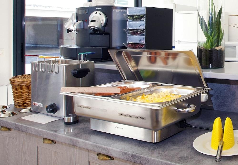 Cerise Lannion Aparthotel Ngoại thất bức ảnh